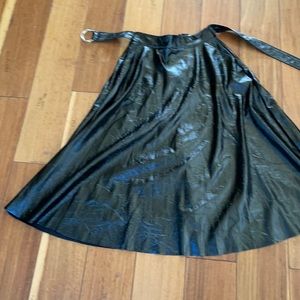 Patent leather-like skirt us sz6